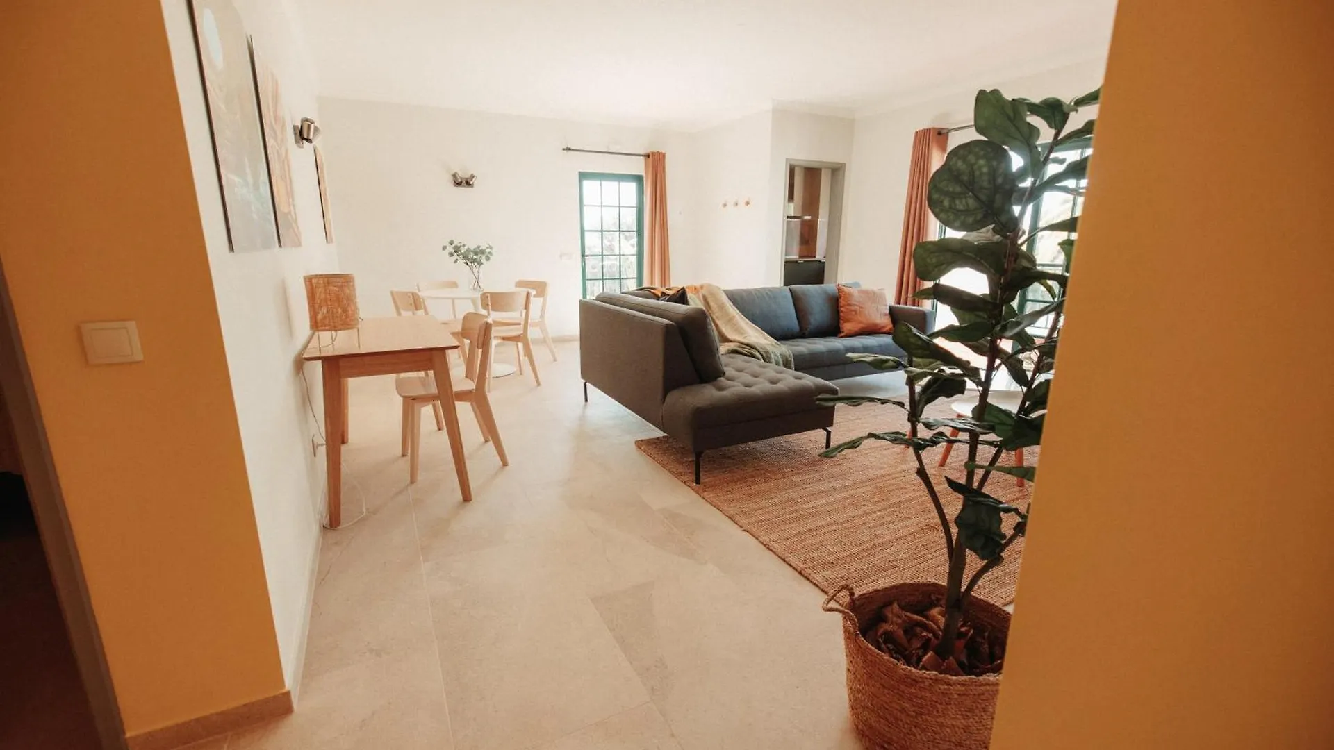 Casa Velha Apartments - Adults Friendly Albufeira